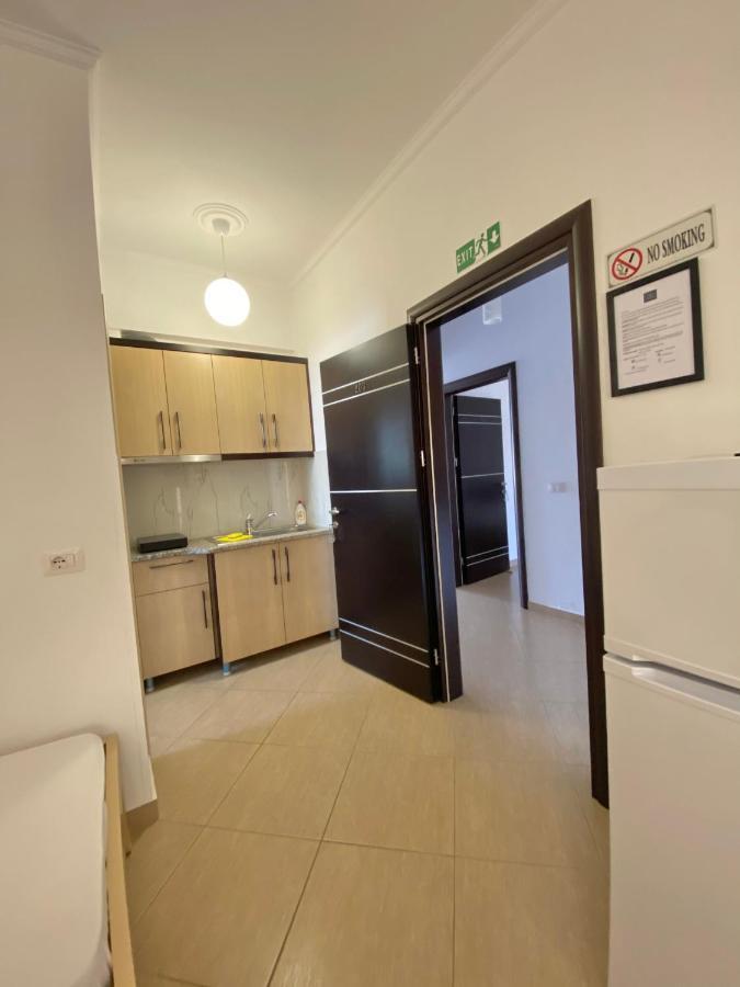 Visi Apartments Ksamil Luaran gambar