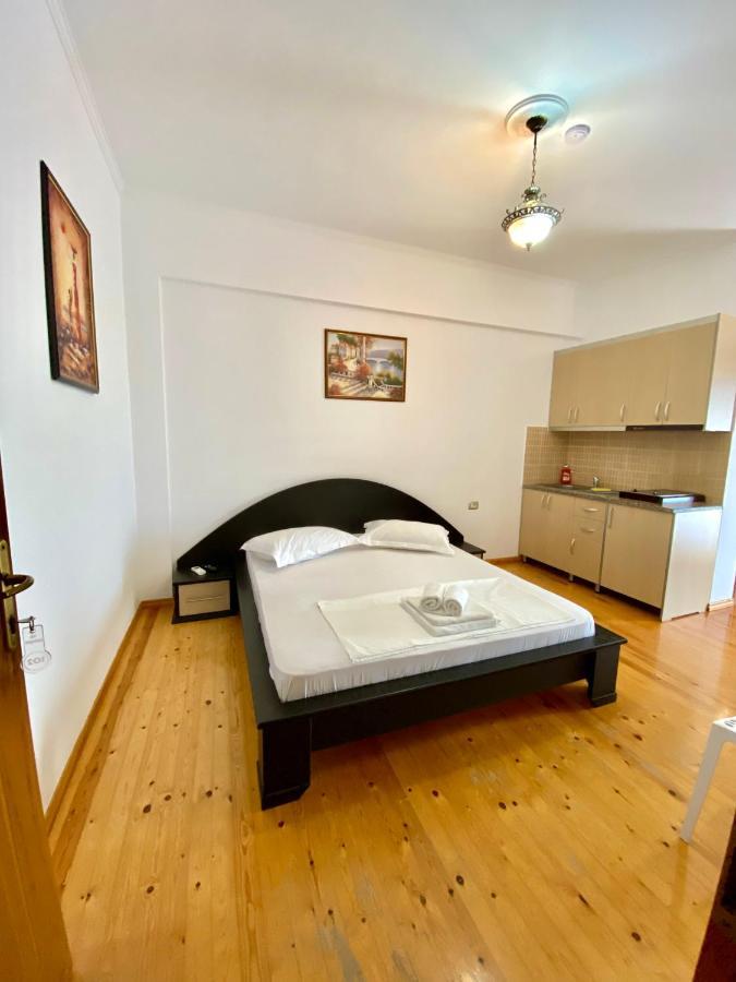 Visi Apartments Ksamil Luaran gambar
