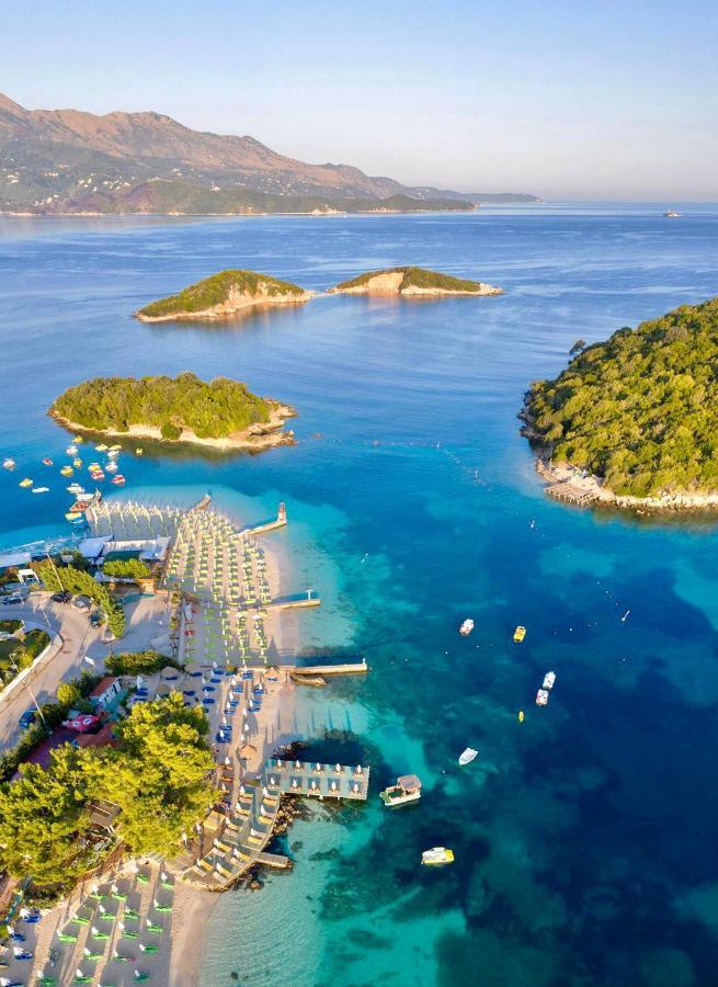 Visi Apartments Ksamil Luaran gambar