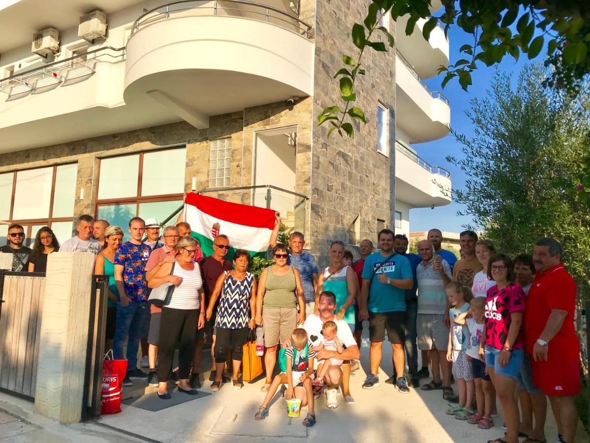 Visi Apartments Ksamil Luaran gambar