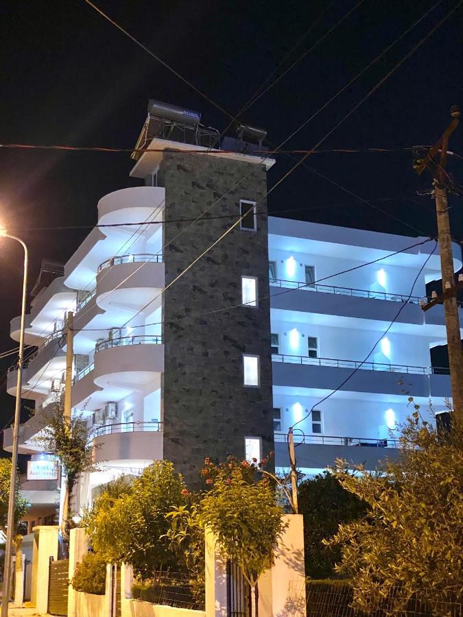 Visi Apartments Ksamil Luaran gambar