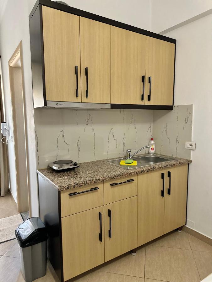 Visi Apartments Ksamil Luaran gambar