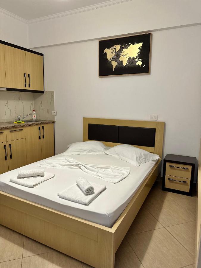 Visi Apartments Ksamil Luaran gambar