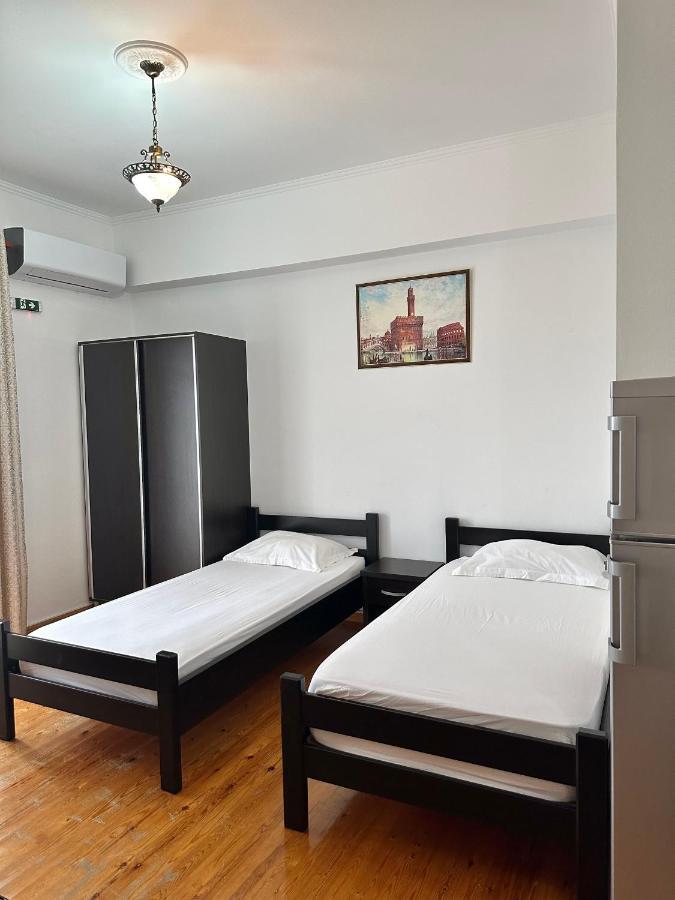 Visi Apartments Ksamil Luaran gambar