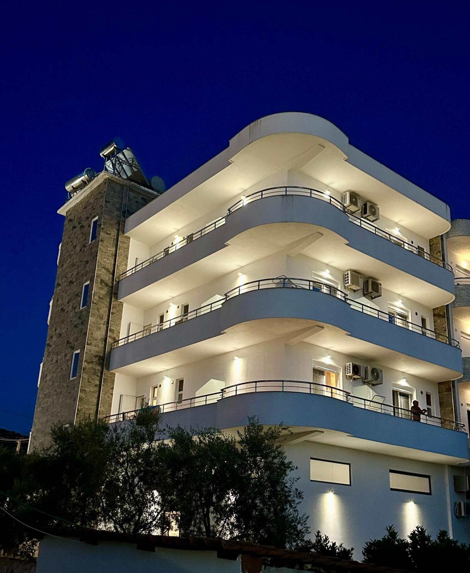 Visi Apartments Ksamil Luaran gambar