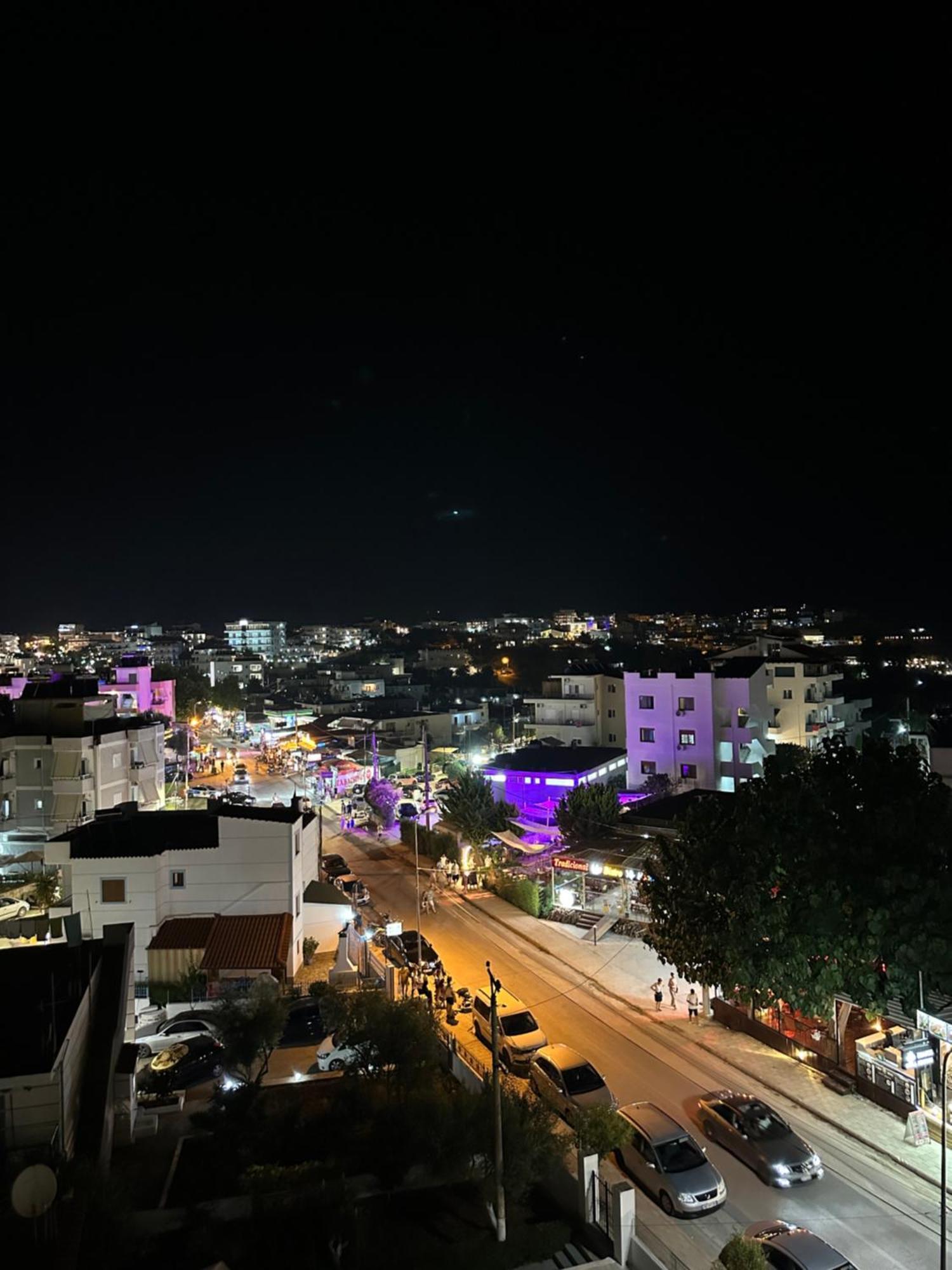 Visi Apartments Ksamil Luaran gambar
