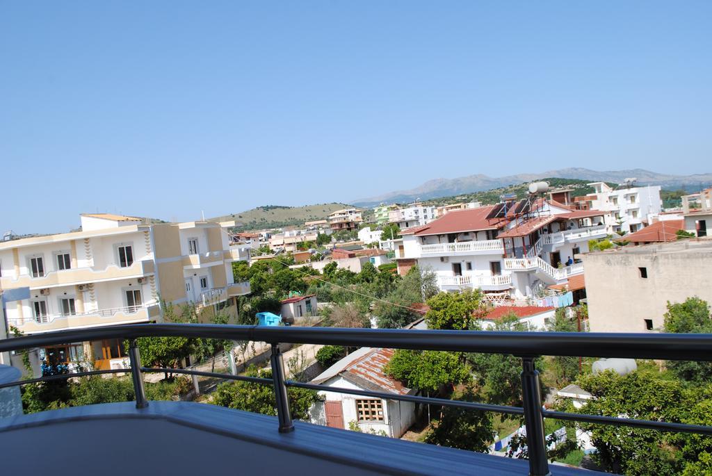 Visi Apartments Ksamil Luaran gambar