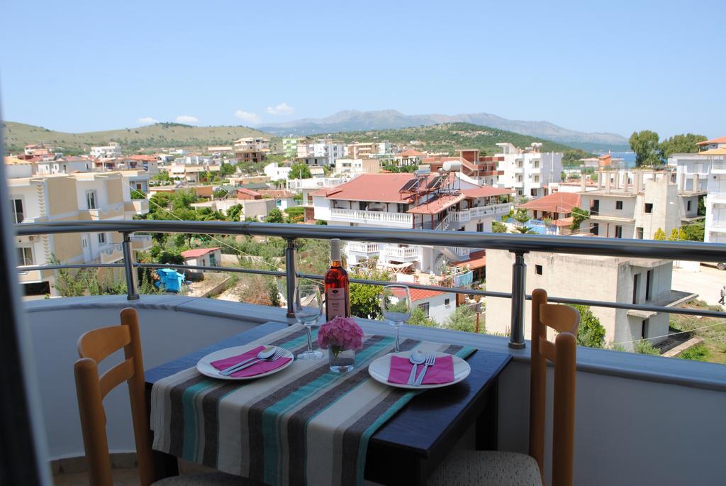 Visi Apartments Ksamil Luaran gambar